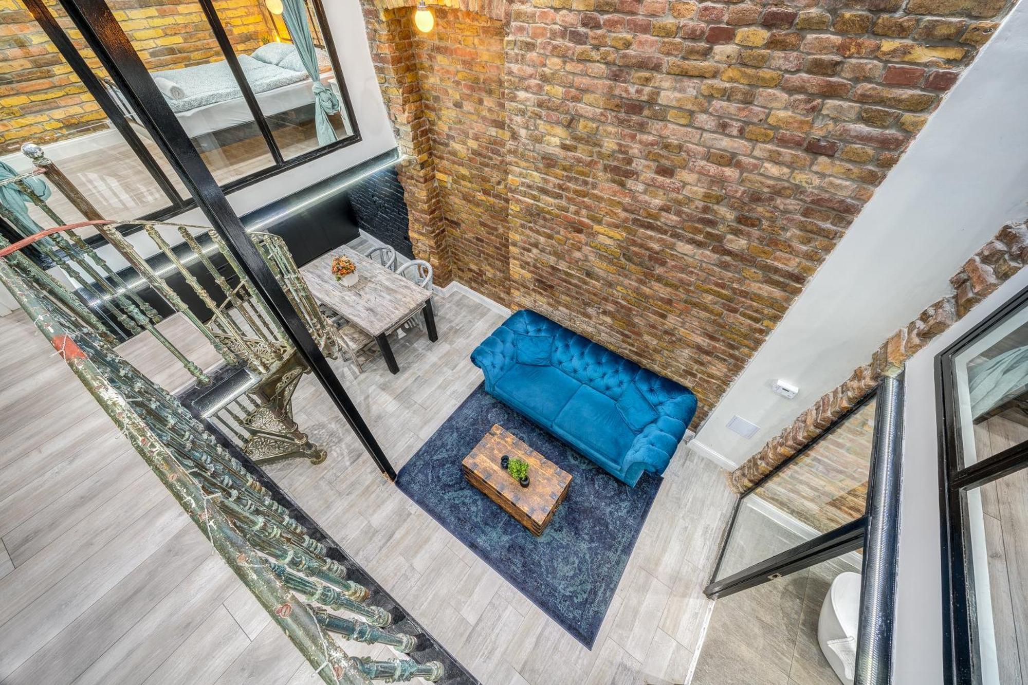 City Center Loft Haven: Modern Elegance 布达佩斯 外观 照片