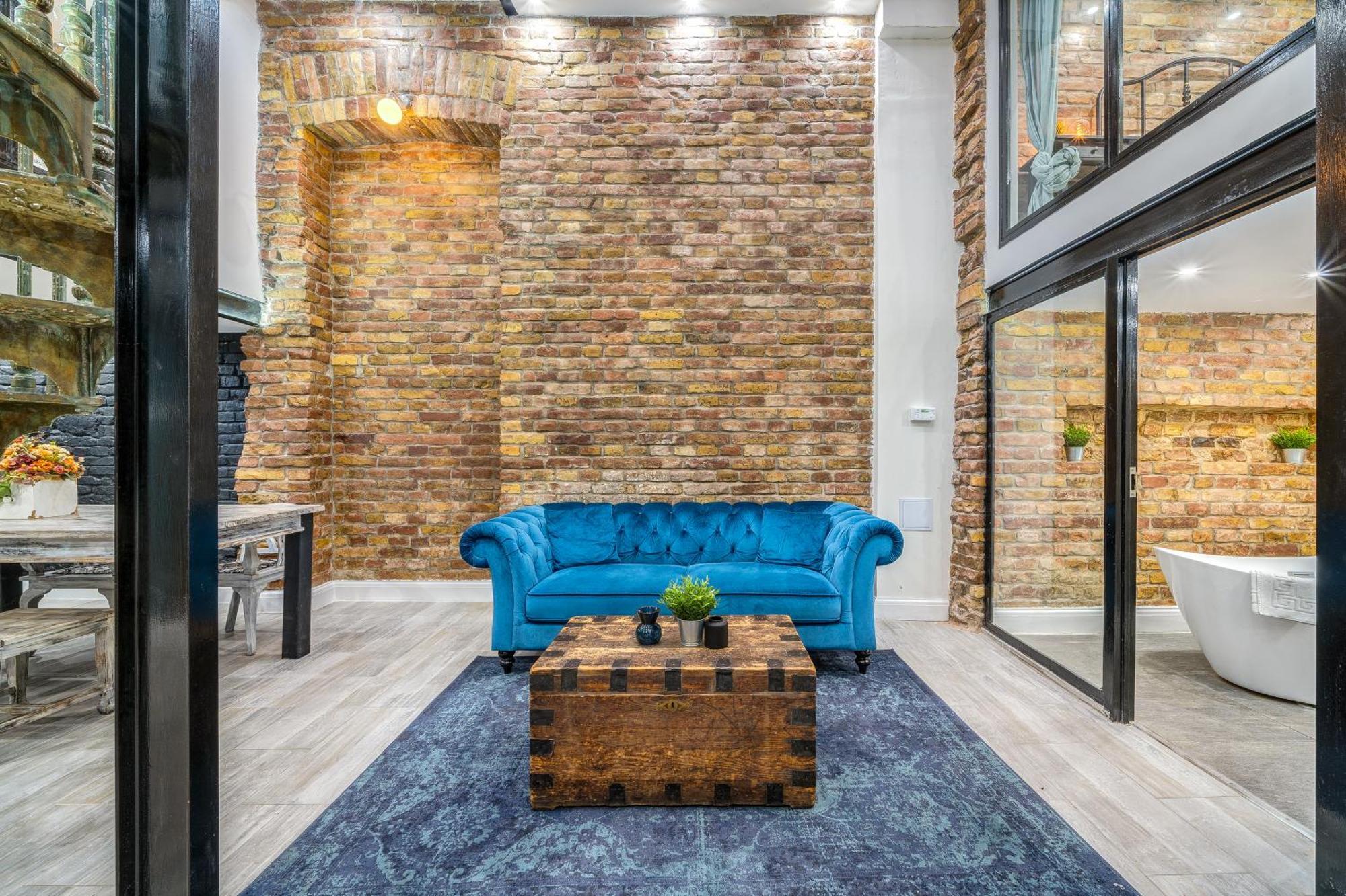 City Center Loft Haven: Modern Elegance 布达佩斯 外观 照片