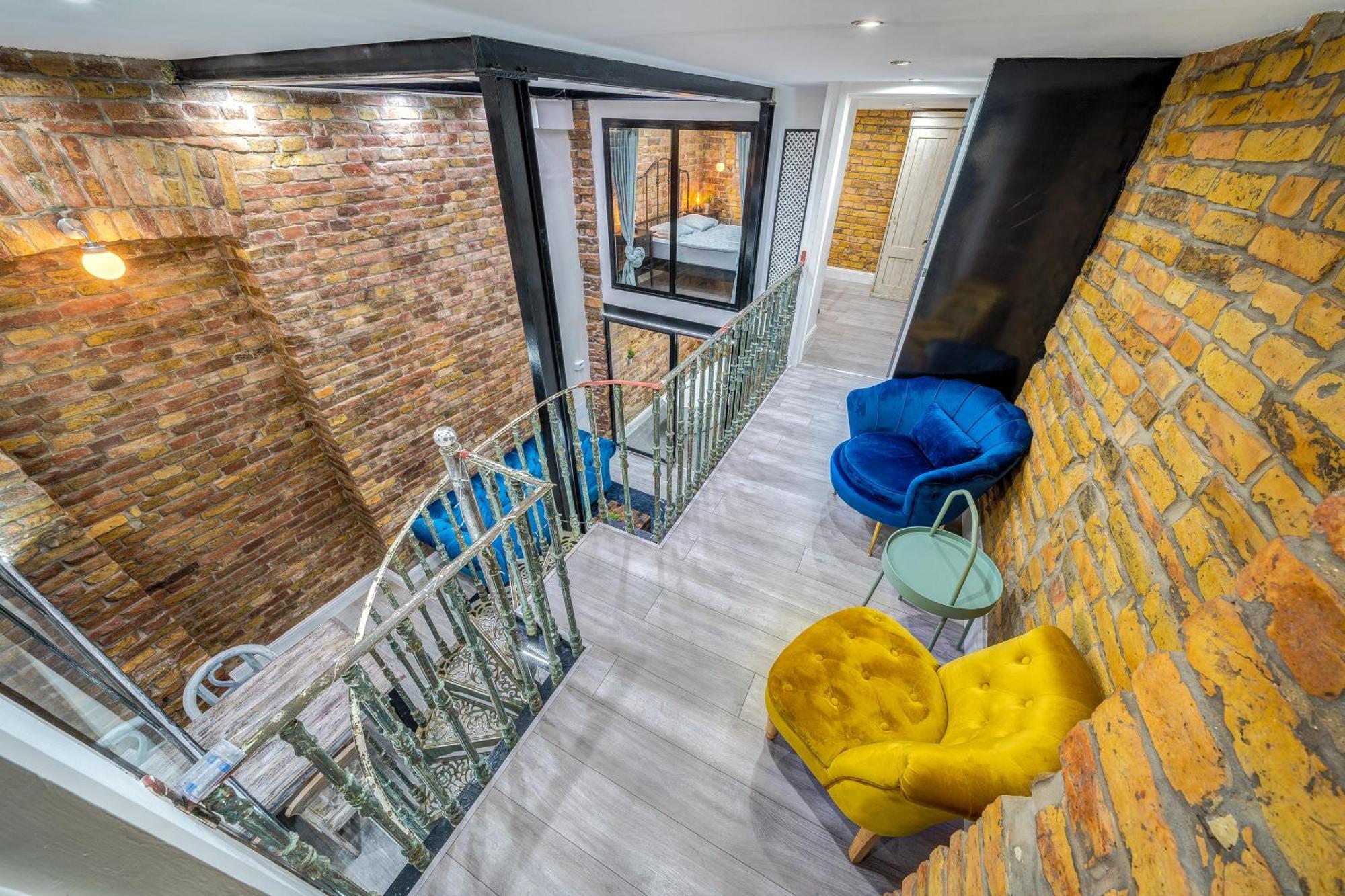 City Center Loft Haven: Modern Elegance 布达佩斯 外观 照片